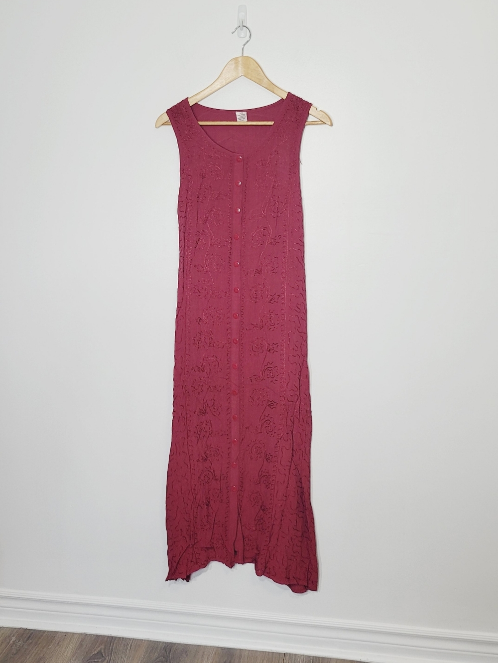 Vintage Bohemian Burgundy Red Loose Fit Embroidered Sleeveless Button Down Dress
